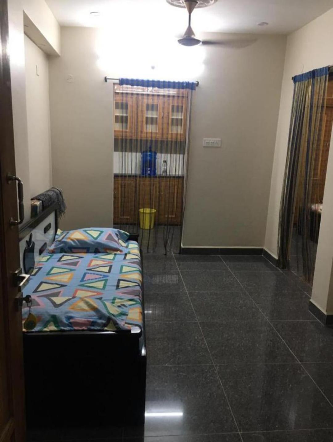Anandi Homestays تيروباتي المظهر الخارجي الصورة