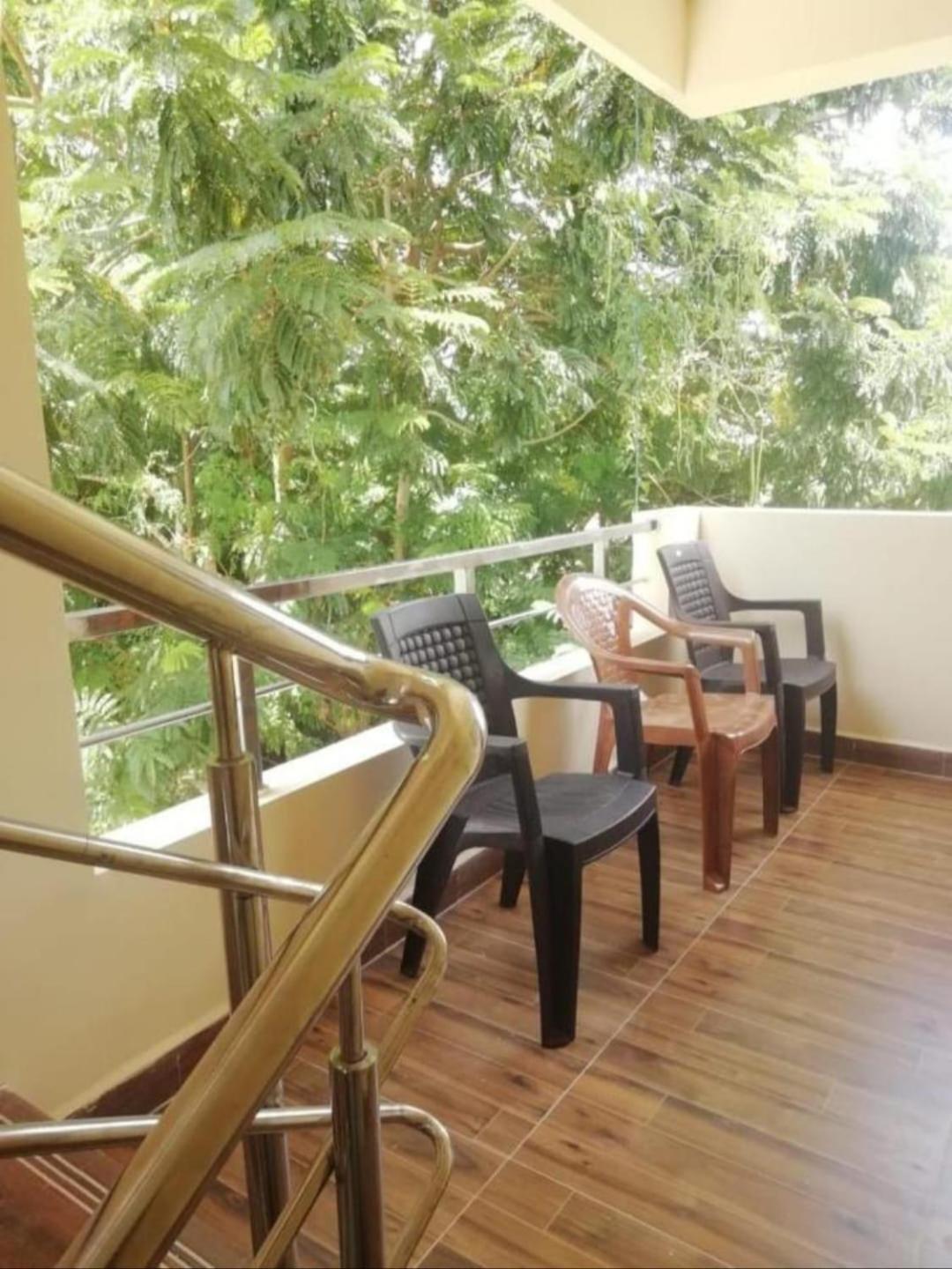 Anandi Homestays تيروباتي المظهر الخارجي الصورة